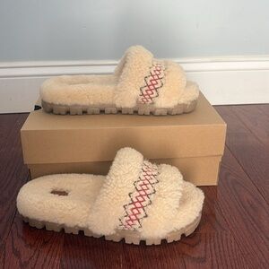 UGG COZETTA BRAID Cream Fuzzy Slippers- Size 9